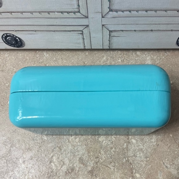 Tiffany & Co. Large Hardshell Sunglasses Case - Picture 8 of 10
